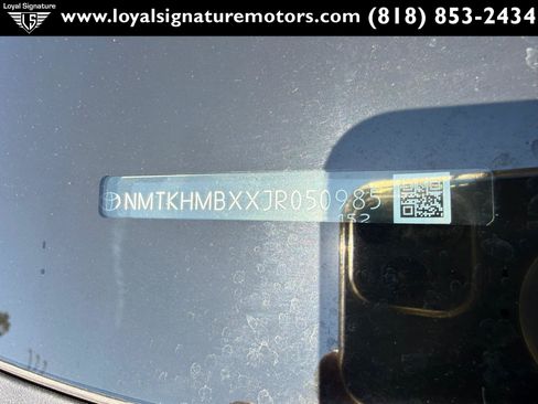 Used 2018 Toyota C-HR XLE FWD image 31