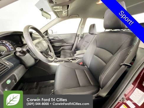 Used 2015 Honda Accord Sport image 23