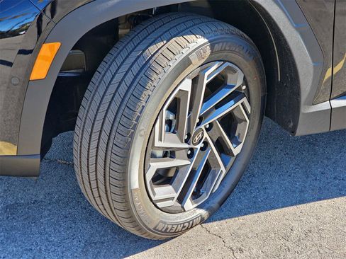 New 2025 Hyundai Tucson Limited image 34
