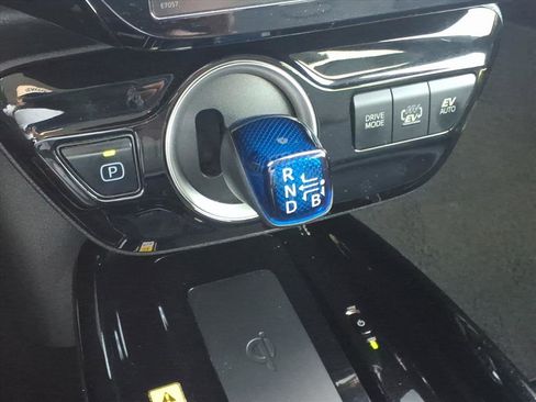 Certified 2020 Toyota Prius Prime XLE image 22