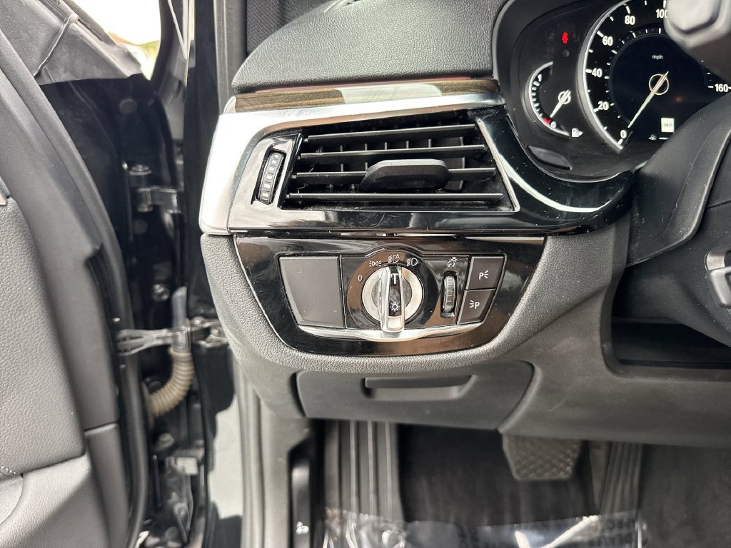Used 2019 BMW 540i xDrive AWD/4WD image 56