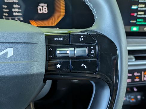 New 2026 Kia Sorento X-Line EX image 17