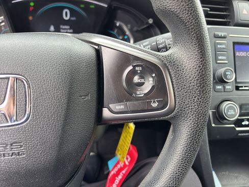 Used 2019 Honda Civic LX image 9