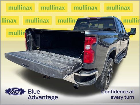 Used 2020 Chevrolet Silverado 2500 LT w/ All Star Edition AWD/4WD image 4