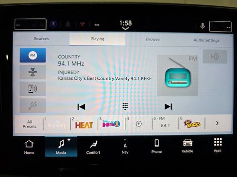 New 2026 Chrysler Pacifica Limited w/ S Appearance Package AWD/4WD image 12