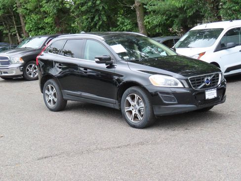 Used 2013 Volvo XC60 T6 AWD/4WD image 23
