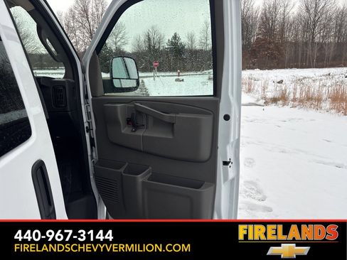 Used 2024 Chevrolet Express 3500 LT w/ LT Preferred Equipment Group image 25