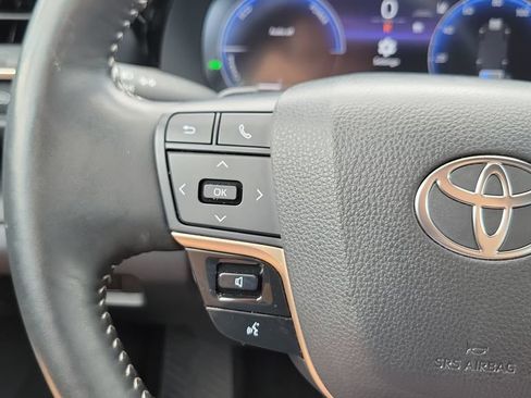 Certified 2025 Toyota Crown Signia AWD/4WD image 20