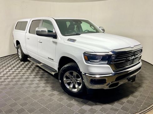 Used 2024 RAM 1500 Laramie AWD/4WD image 5