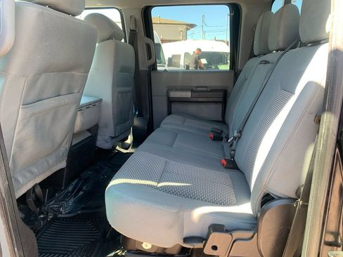 Used 2016 Ford F250 XLT w/ XLT Interior Package AWD/4WD image 16