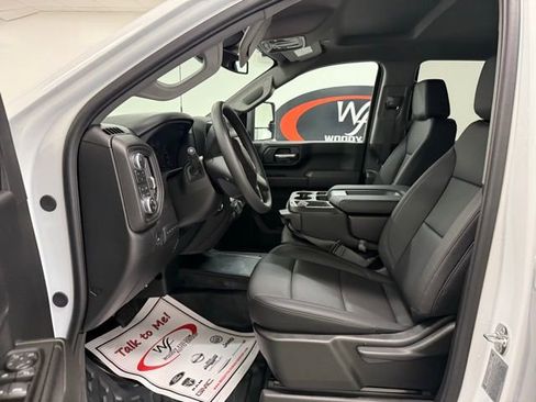 New 2025 GMC Sierra 3500 Pro w/ Convenience Package image 10