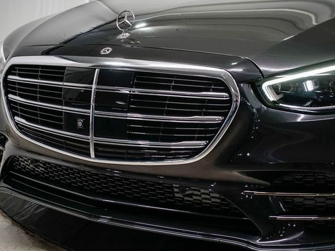 Certified 2023 Mercedes-Benz S 500 4MATIC image 8