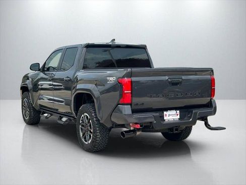 Certified 2026 Toyota Tacoma TRD Sport AWD/4WD image 7