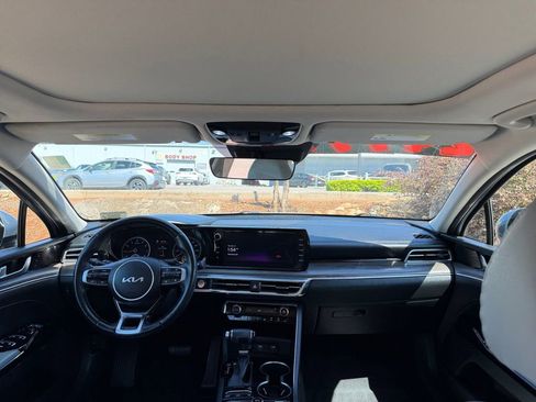 Used 2022 Kia K5 EX w/ EX Premium Package image 13