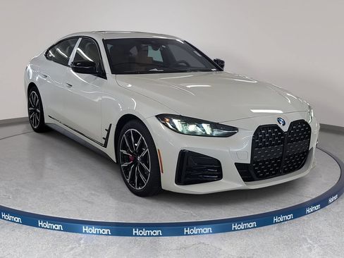 New 2026 BMW 430i w/ M Sport Package RWD image 3