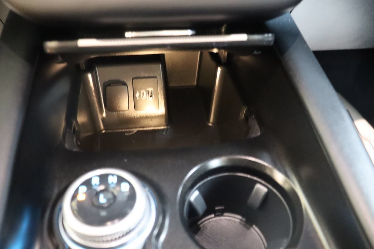 Used 2025 Ford Explorer ST-Line RWD image 47