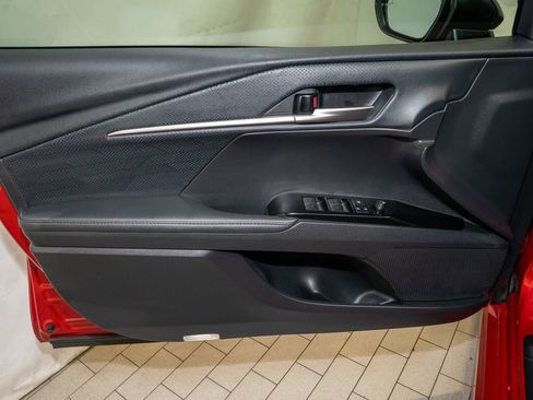 Used 2025 Toyota Camry XSE image 12