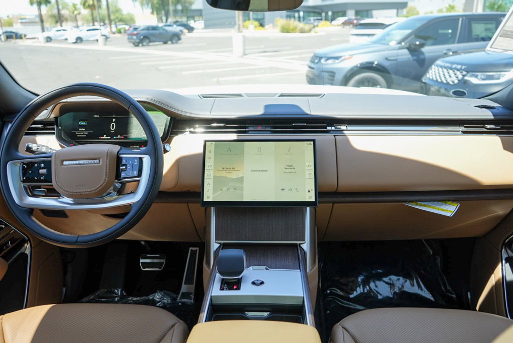 New 2026 Land Rover Range Rover SE AWD/4WD image 9