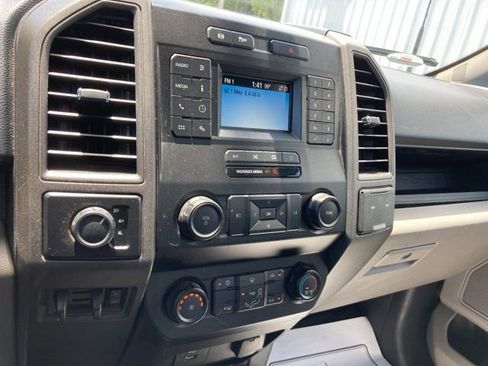 Used 2022 Ford F350 XL w/ Power Equipment Group image 29