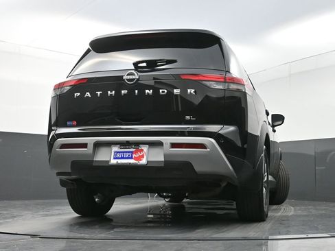 Used 2024 Nissan Pathfinder SL w/ SL Premium Package image 33