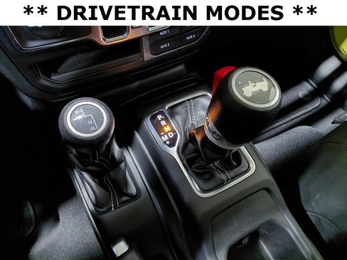 Used 2023 Jeep Wrangler Sahara w/ Cold Weather Group image 20