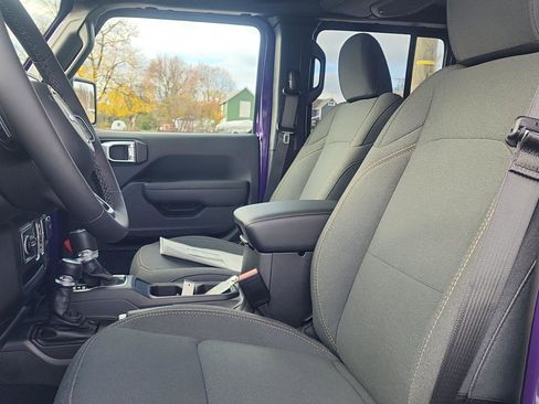 New 2026 Jeep Gladiator Sport image 12