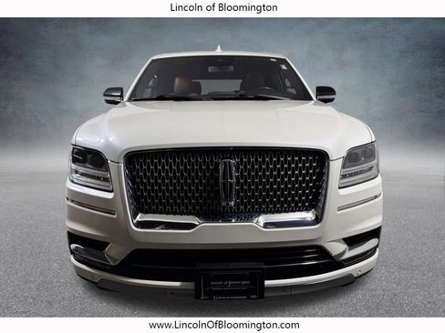 Certified 2019 Lincoln Navigator Reserve AWD/4WD image 9