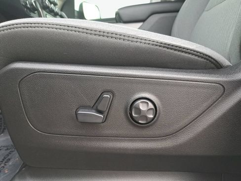 Used 2019 RAM 1500 Big Horn AWD/4WD image 26