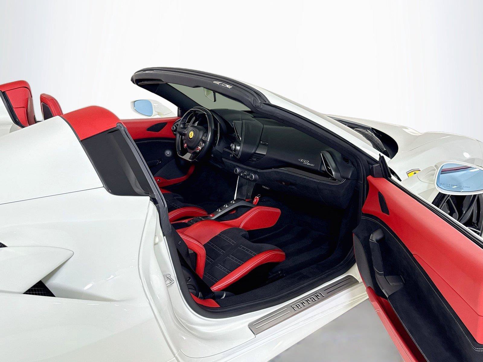 Used 2019 Ferrari 488 Spider RWD image 28