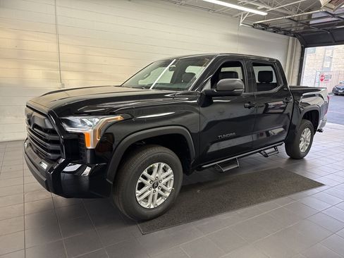 New 2026 Toyota Tundra SR5 image 4