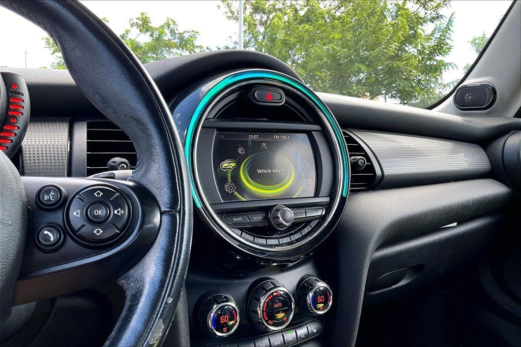 Used 2017 MINI Cooper 2-Door Hardtop FWD image 19