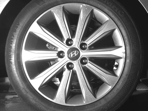 Used 2017 Hyundai Sonata Limited image 12