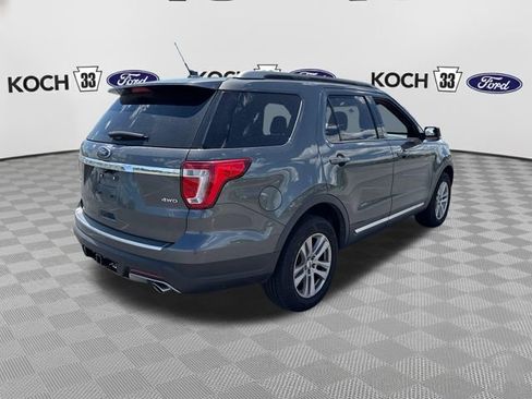 Used 2018 Ford Explorer XLT w/ Equipment Group 201A AWD/4WD image 6