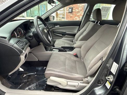 Used 2012 Honda Accord LX image 11