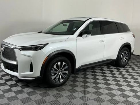 Certified 2026 INFINITI QX60 Pure w/ Cargo Package FWD image 3