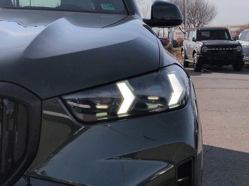 Used 2026 BMW X5 xDrive40i w/ M Sport Package image 11