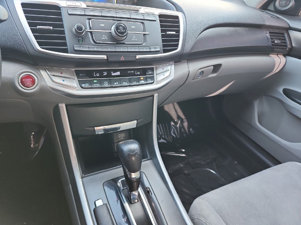 Used 2015 Honda Accord EX image 29