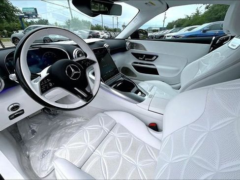 New 2026 Mercedes-Benz Maybach SL 680 image 4