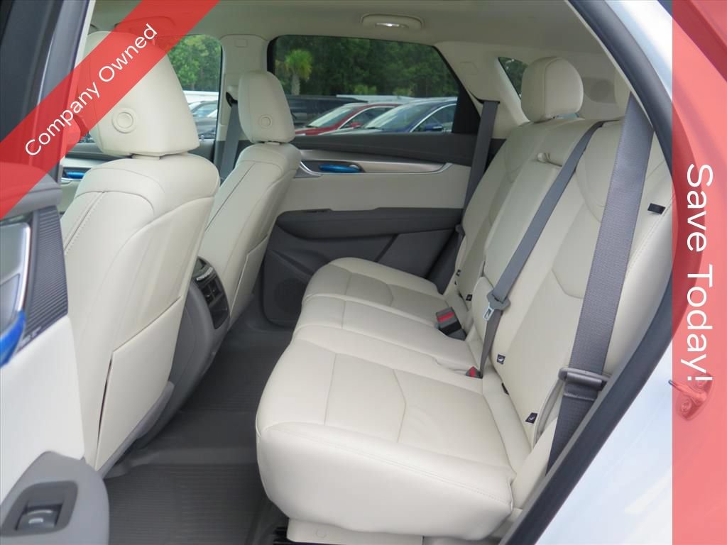 New 2026 Cadillac XT5 Premium Luxury w/ Driver Assist Package FWD image 24