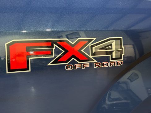 Used 2017 Ford F150 XLT w/ Equipment Group 302A Luxury image 30