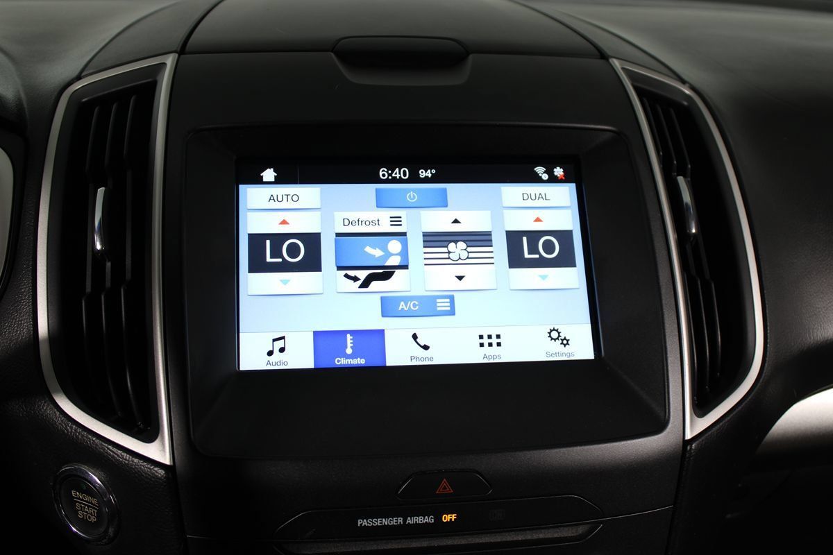 Used 2016 Ford Edge SEL w/ Equipment Group 201A FWD image 22
