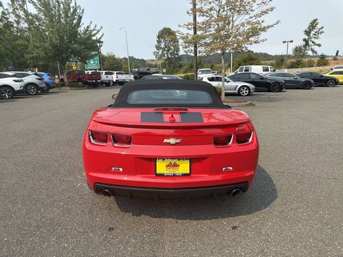 Used 2012 Chevrolet Camaro SS w/ RS Package RWD image 8