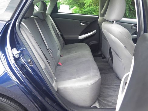 Used 2013 Toyota Prius Two FWD image 9