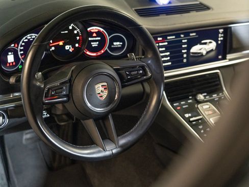 Certified 2023 Porsche Panamera 4 Platinum Edition AWD/4WD image 15
