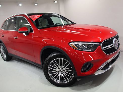 Certified 2026 Mercedes-Benz GLC 300 4MATIC image 11