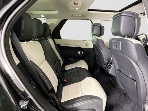 Used 2026 Land Rover Discovery Limited Edition AWD/4WD image 15