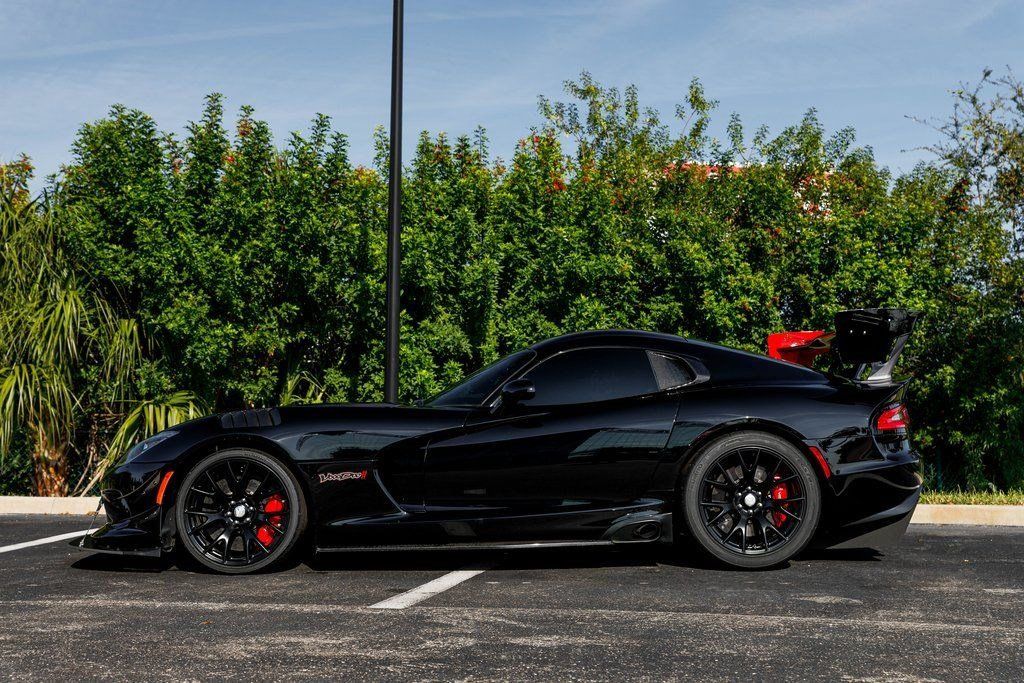 Used 2017 Dodge Viper GTC w/ ACR Package RWD image 26