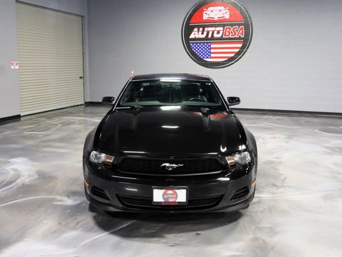 Used 2011 Ford Mustang Premium w/ V6 Performance Pkg RWD image 2
