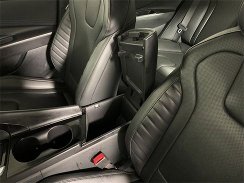 Used 2024 Hyundai Elantra Limited image 30