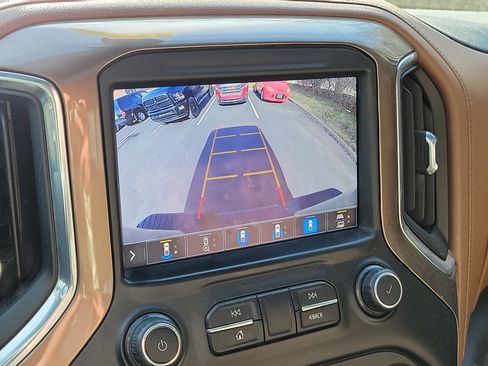 Used 2020 Chevrolet Silverado 2500 High Country image 22